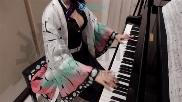 COS小姐姐丨动漫歌曲丨钢琴弹奏视频阿里云盘
